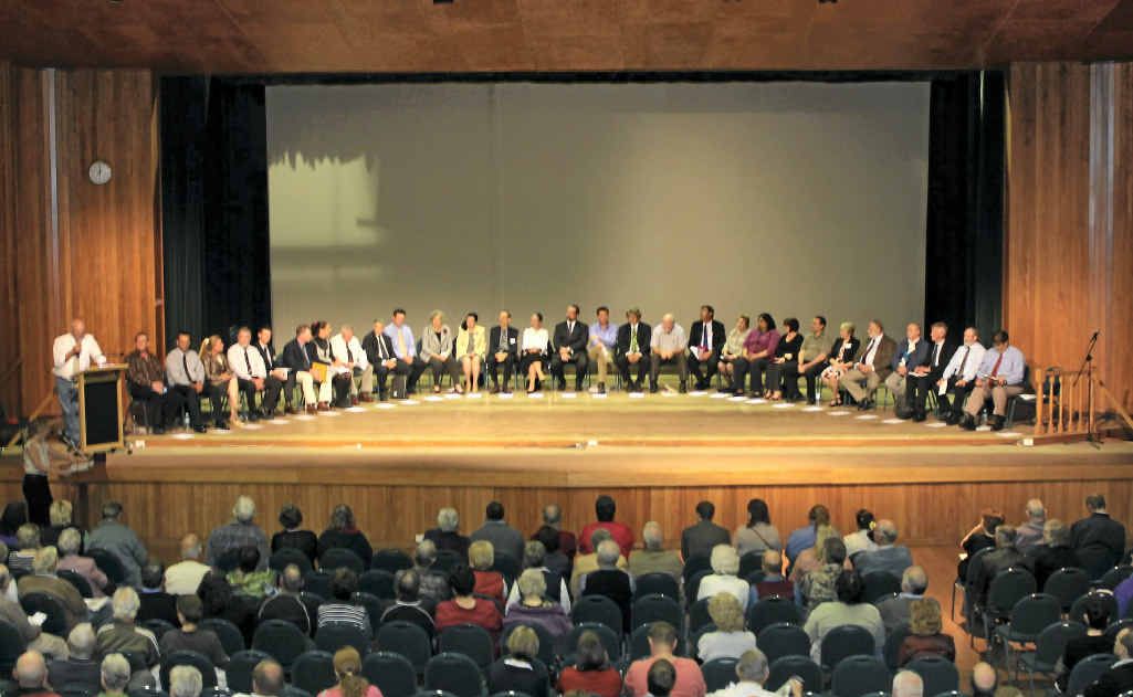 A crowd gathered at Stanthorpe Civic Centre to hear council and mayoral candidates. A crowd gathered at Stanthorpe Civic Centre to hear council and mayoral candidates.